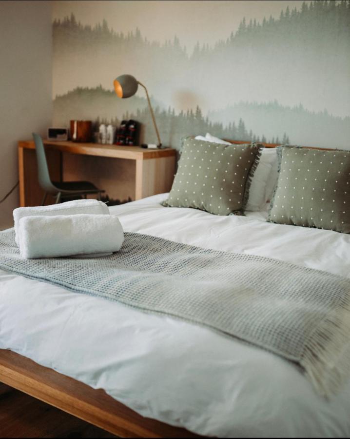 Penny'S Motel Thornbury Esterno foto