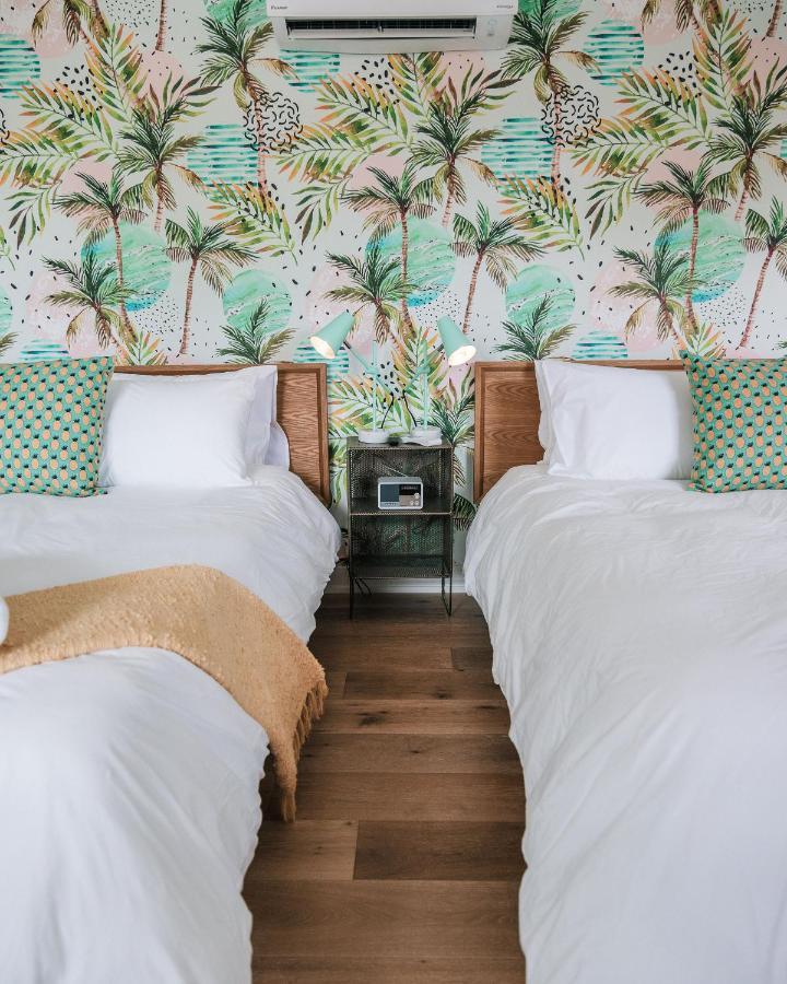 Penny'S Motel Thornbury Esterno foto
