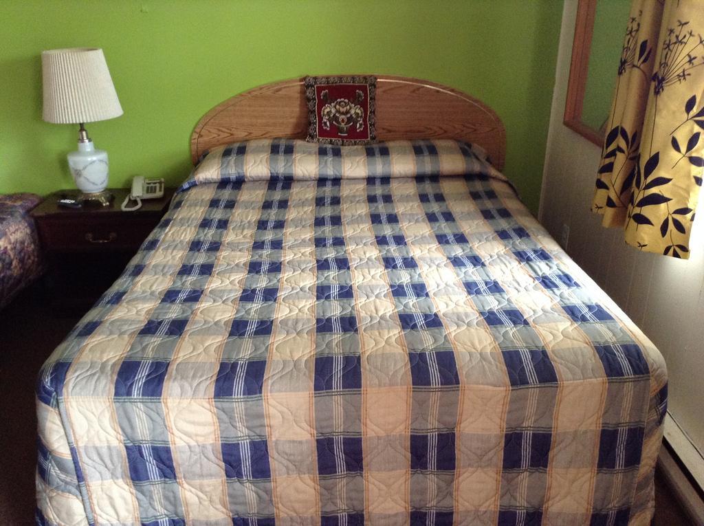 Penny'S Motel Thornbury Esterno foto