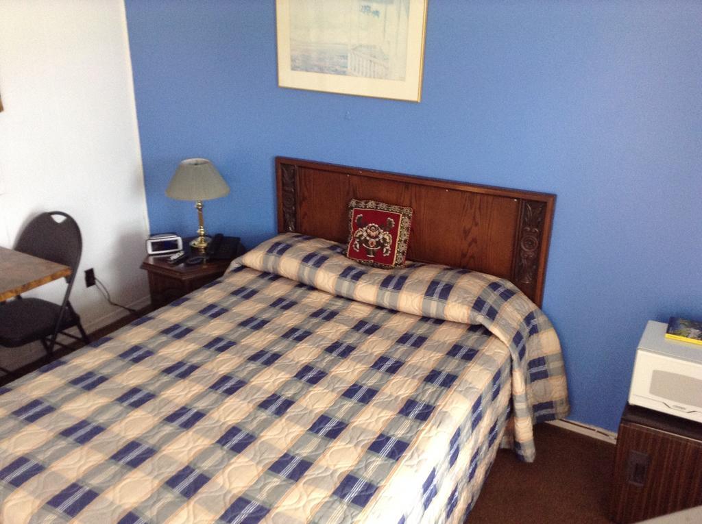 Penny'S Motel Thornbury Esterno foto