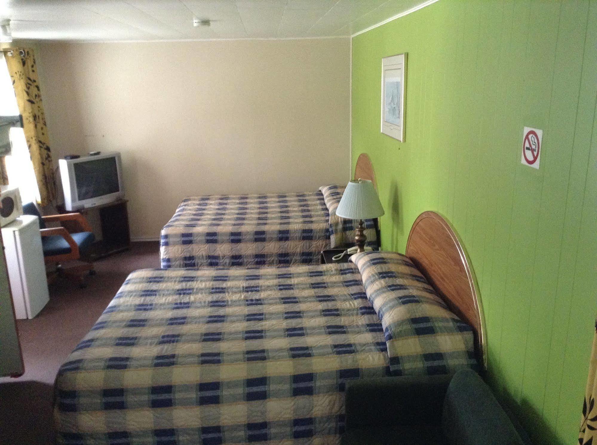 Penny'S Motel Thornbury Esterno foto